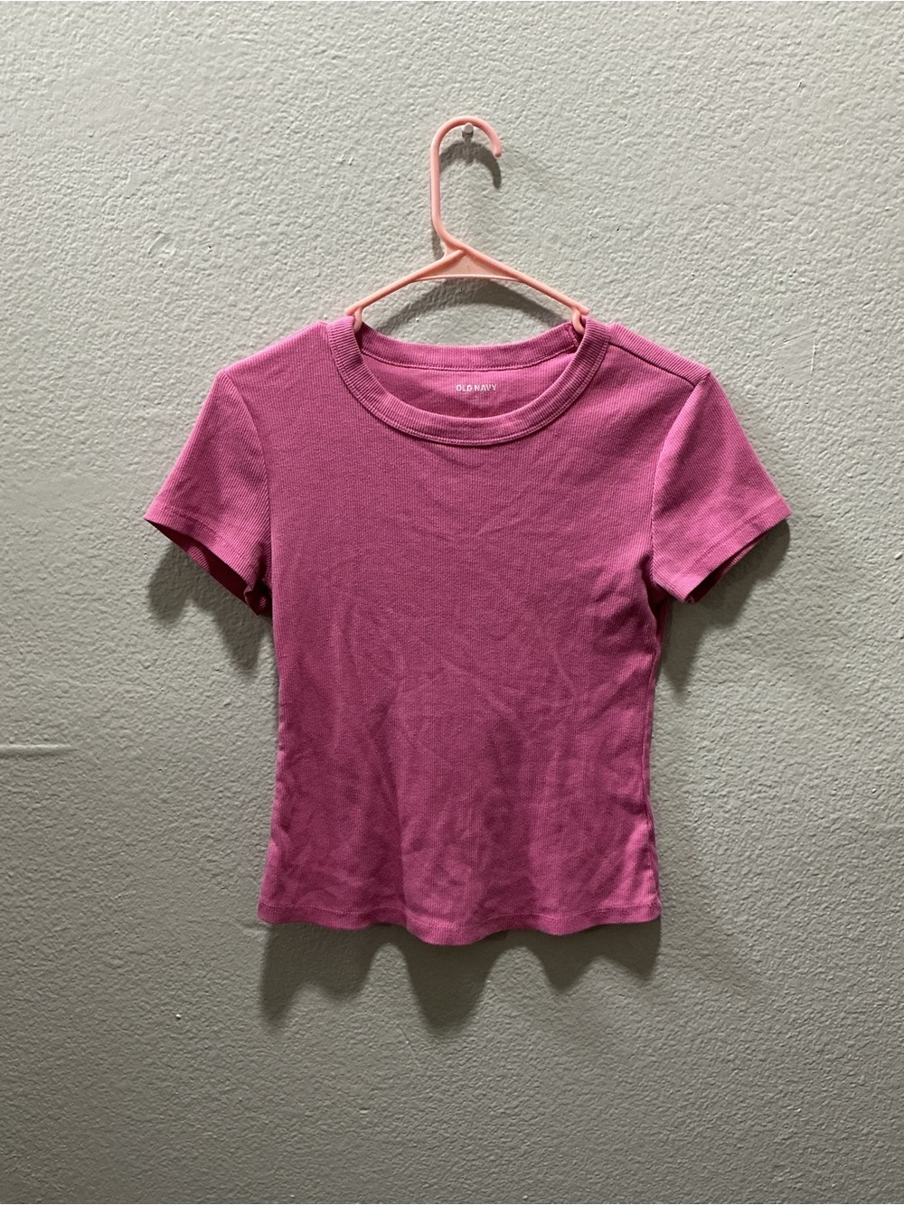 Old Navy Bright Pink Short-Sleeve Ribbed Crewneck Tee